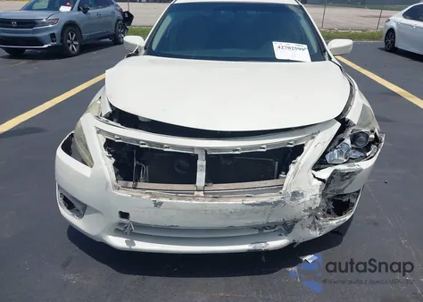 2013 Nissan Altima 2.5 S from USA, damaged, VIN 1N4AL3AP8DN536881